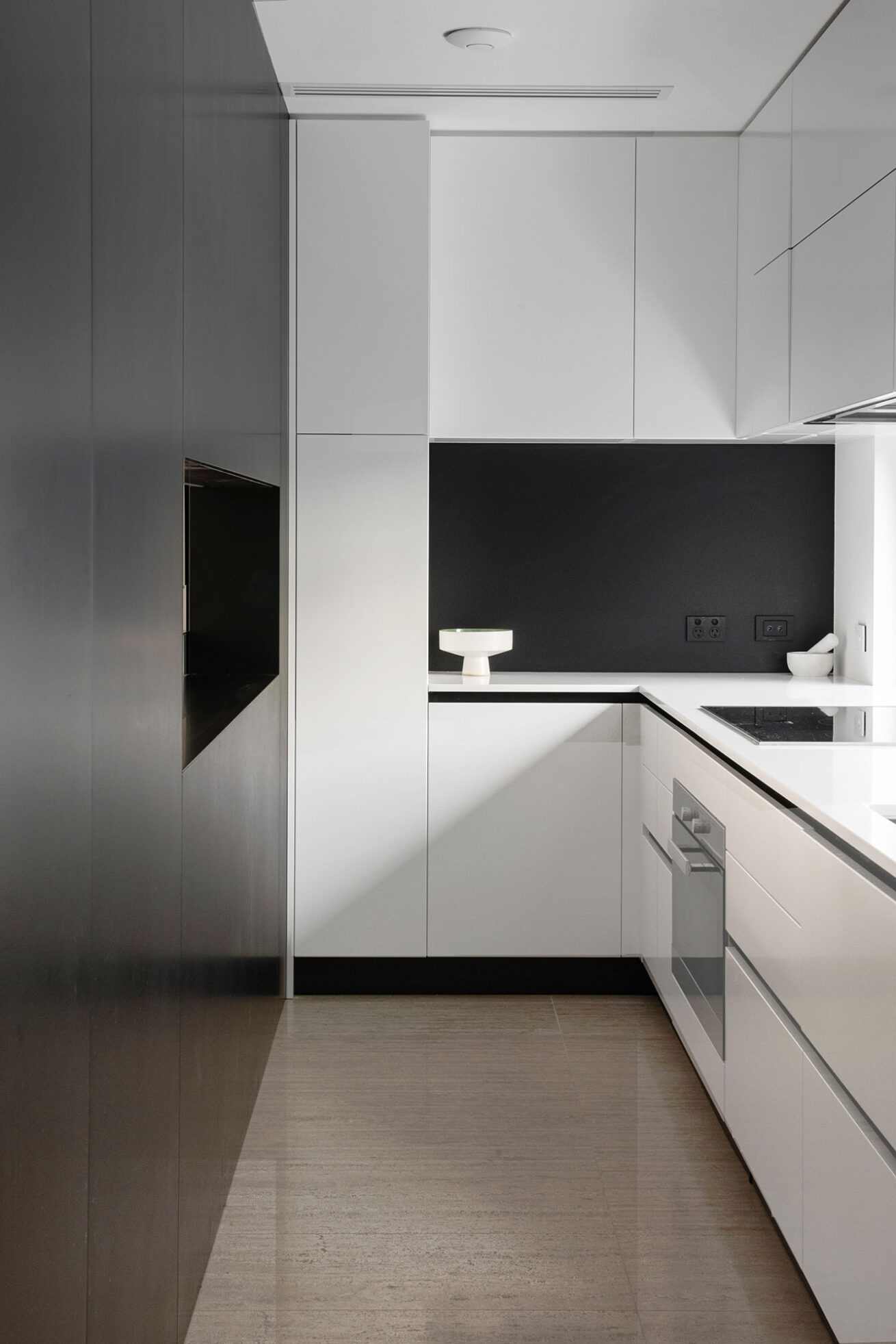 Luxury Made In Italy New Build_Jubilee Cres City Beach _Elementi Concept.jpg26