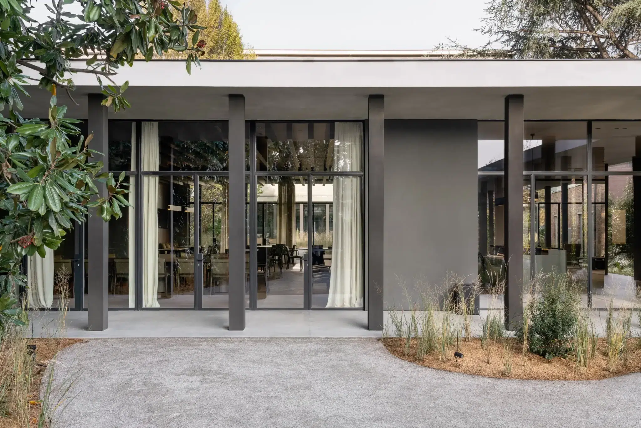 2022_Matteo-Brioni_Molteni-headquarters-expansion_Giussano_Vincent-Van-Duysen_01-1